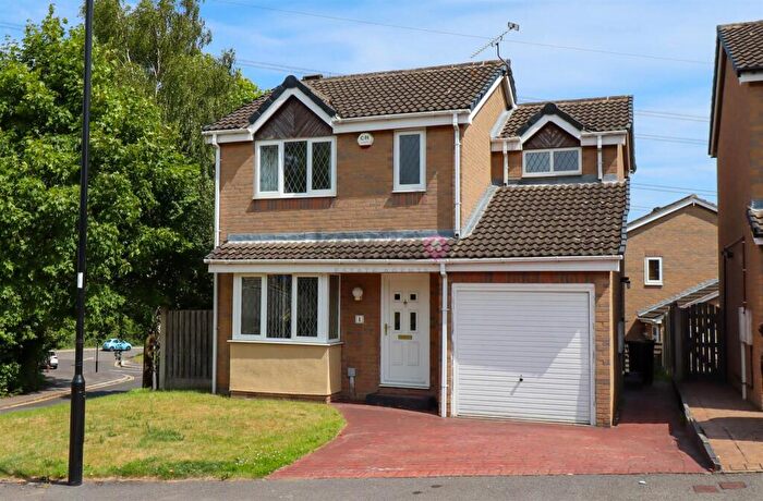 3 Bedroom Detached House For Sale In Mill Meadow Gardens, Sothall, Sheffield, S20