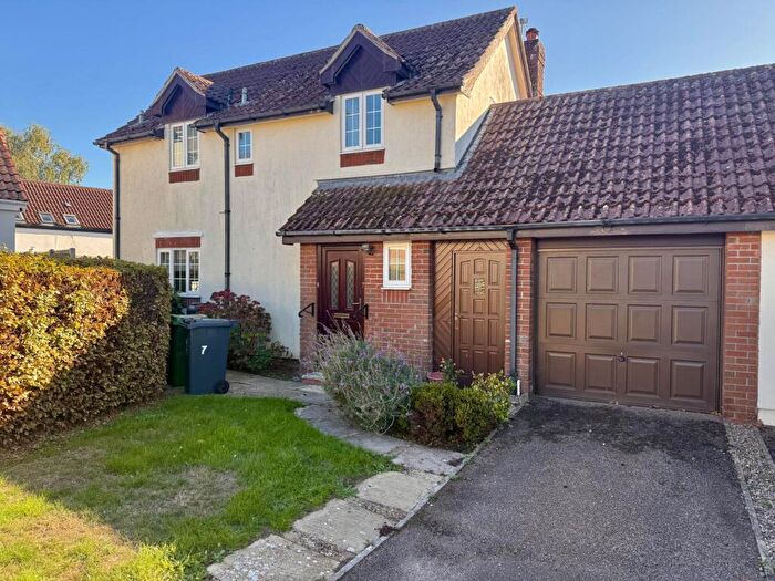 3 Bedroom Detached House For Sale In Culvery Close, Woodbury, EX5