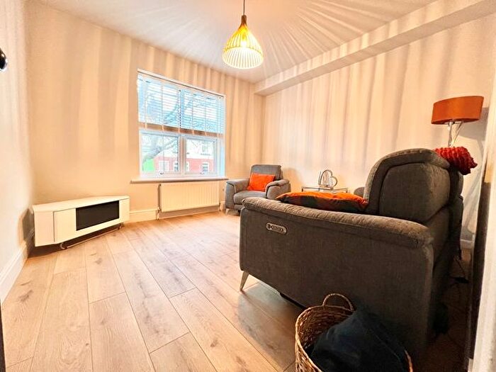 3 Bedroom Terraced House To Rent In Dodd Street, Sheffield, S6