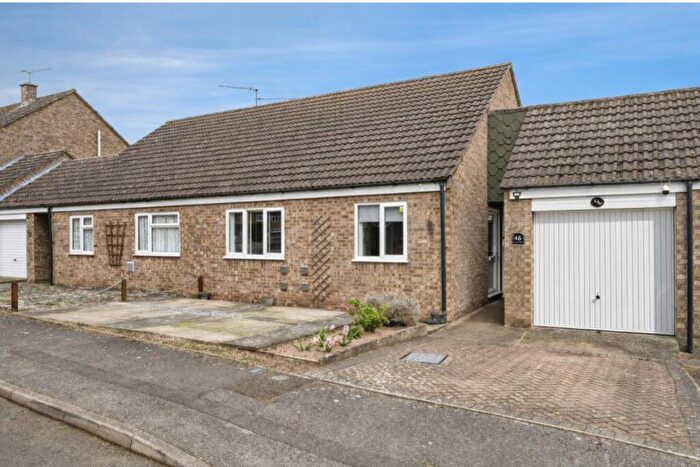 2 Bedroom Semi-Detached Bungalow For Sale In Edmund Road, Brandon, IP27