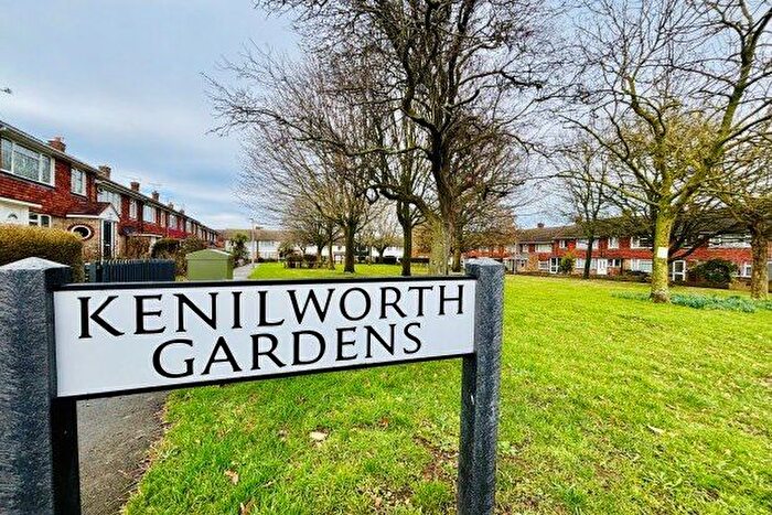 3 Bedroom Terraced House To Rent In Kenilworth Gardens, Gillingham, ME8
