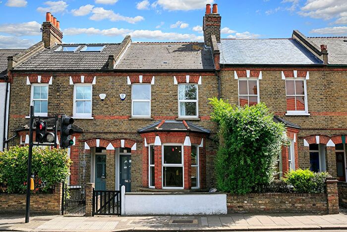 3 Bedroom Terraced House To Rent In Staines Road, Twickenham, TW2