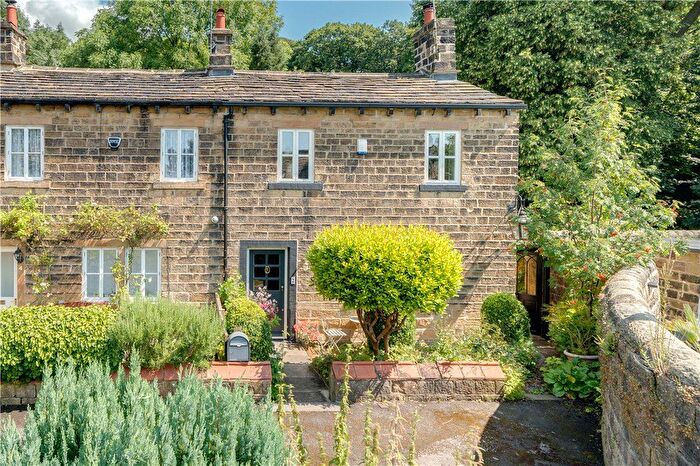 2 Bedroom End Of Terrace House For Sale In Church Lane, Esholt, West Yorkshire, BD17