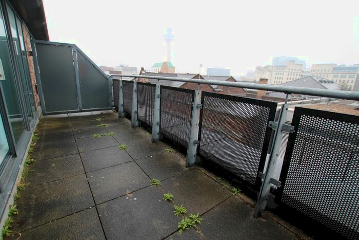 3 Bedroom Flat To Rent In Concert Street, City Centre, Liverpool, L1