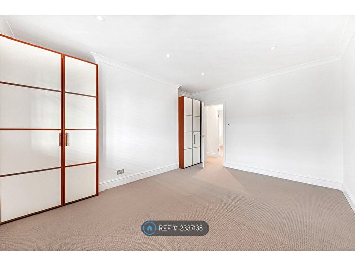 2 Bedroom Flat To Rent In Belsize Park, London, NW3