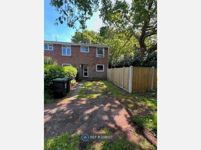 3 Bedroom End Of Terrace House To Rent In Pittmore Road, Burton, Christchurch, BH23