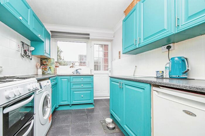 2 Bedroom Semi-Detached Bungalow For Sale In St. Bernard Road, Colchester, CO4