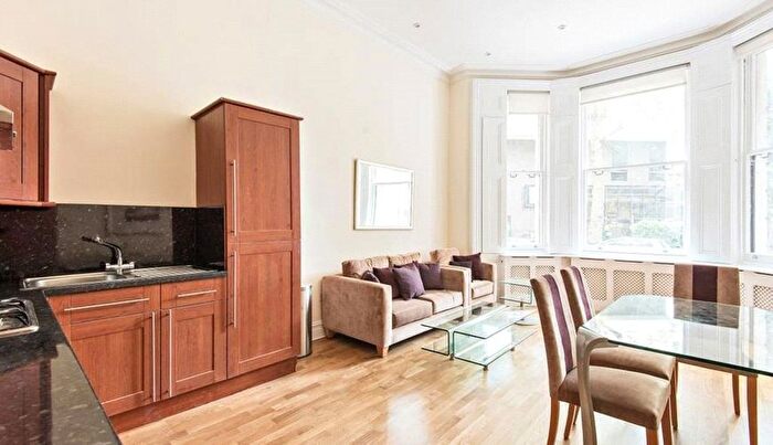 1 Bedroom Flat To Rent In Ashburn Gardens, London, SW7