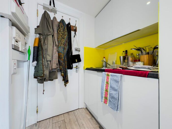 Studio To Rent In St James Street, Brighton, BN2