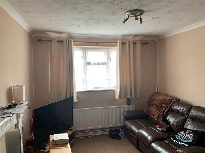 1 Bedroom Flat To Rent In Mildmay Road, Stevenage, SG1
