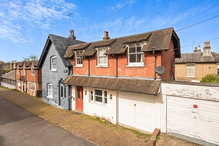 2 Bedroom Semi Detached House For Sale In Cumberland Yard, Tunbridge Wells, TN1