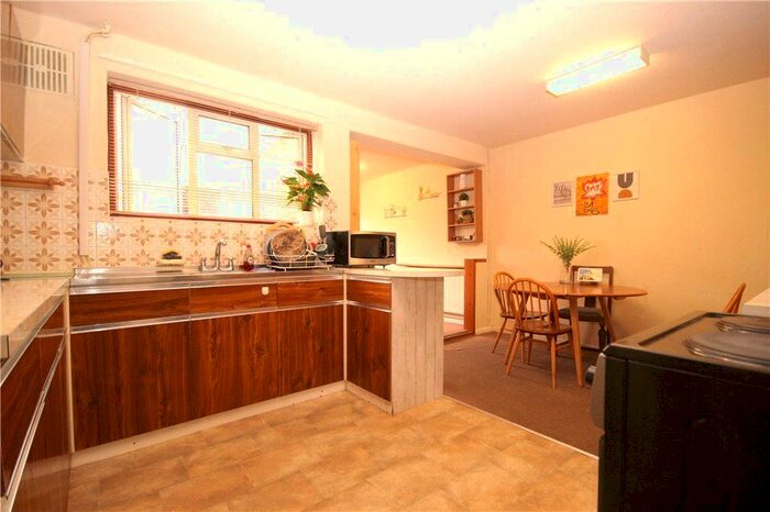 1 Bedroom Property To Rent In Pond Meadow, Guildford, Surrey, GU2