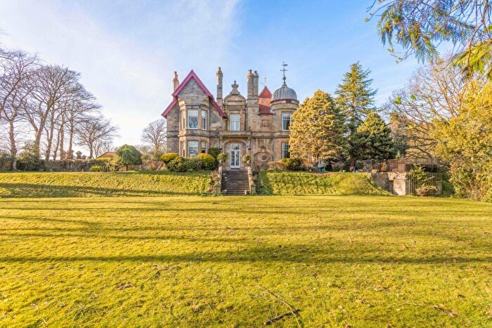 7 Bedroom Detached House For Sale In Glenavon House, Linlithgow, EH49