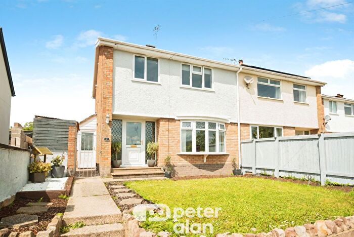 3 Bedroom Semi-Detached House For Sale In Brynhyfryd Close, Little Mill, Pontypool, NP4