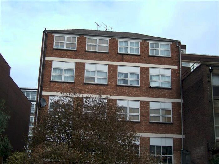 2 Bedroom Flat To Rent In Flat A, Guildford House, - Guildford Street, Luton, LU1