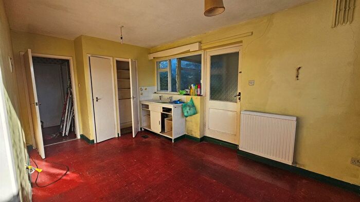 2 Bedroom Detached Bungalow For Sale In Waveney Crescent, Earsham, Bungay, NR35