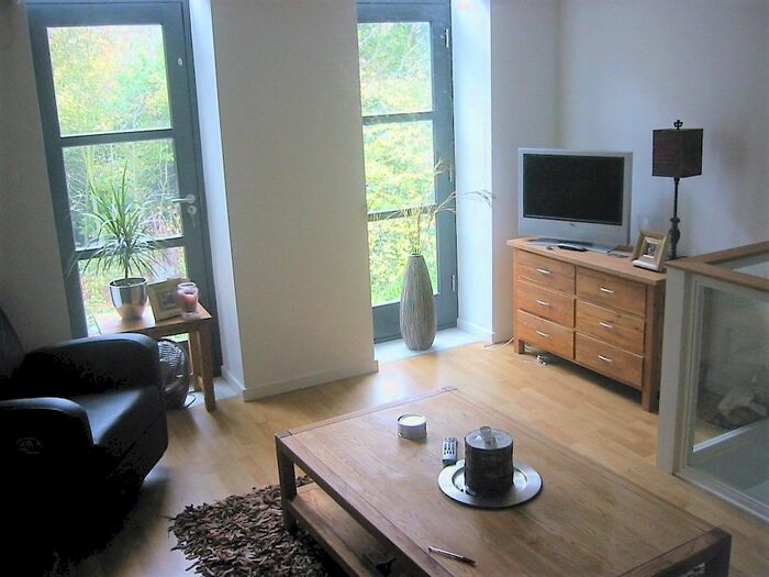 1 Bedroom Flat To Rent In Manchester Road, Deepcar, Sheffield S36