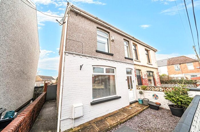 4 Bedroom Semi-Detached House For Sale In Godfrey Avenue, Glynneath, Neath, Neath Port Talbot, SA11