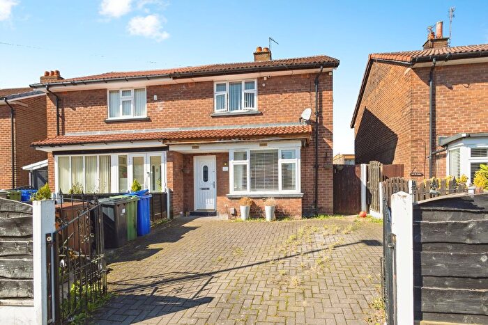 2 Bedroom Semi Detached House For Sale In Yew Street, Audenshaw, Manchester, Greater Manchester, M34