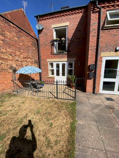 1 Bedroom Apartment To Rent In Orchard Street, Nuneaton, CV11