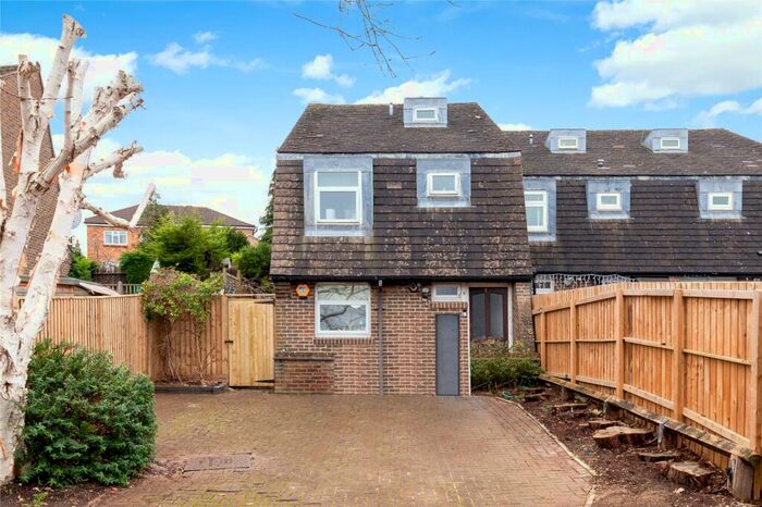 2 Bedroom End Of Terrace House To Rent In Aldebarton Drive, Oxford, OX3