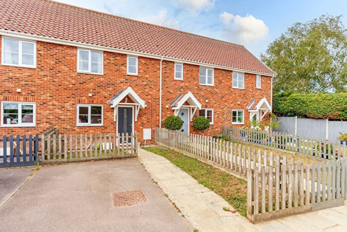 3 Bedroom Terraced House For Sale In Chestnut Close, Swardeston, NR14