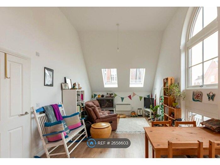 1 Bedroom Flat To Rent In The Brooks, Smethwick, B66