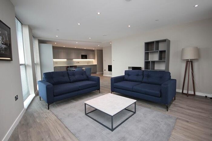2 Bedroom Penthouse To Rent In Burlington House Tariff Street, M1