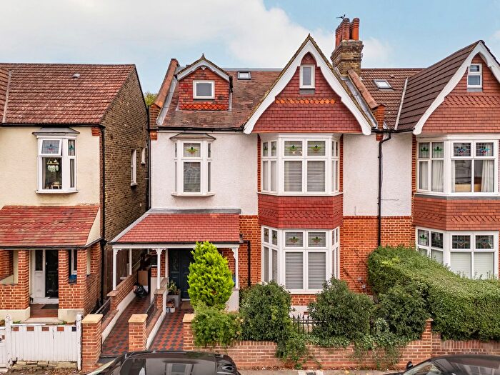 3 Bedroom Flat For Sale In Home Park Road, London, SW19