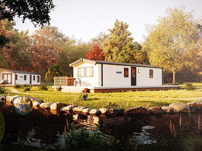 2 Bedroom Mobile/park Home For Sale In Tedstone Wafre, Bromyard, HR7
