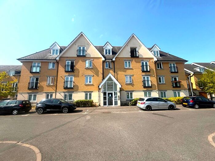 1 Bedroom Flat To Rent In Datchet House, Chester Road, Hounslow, TW4