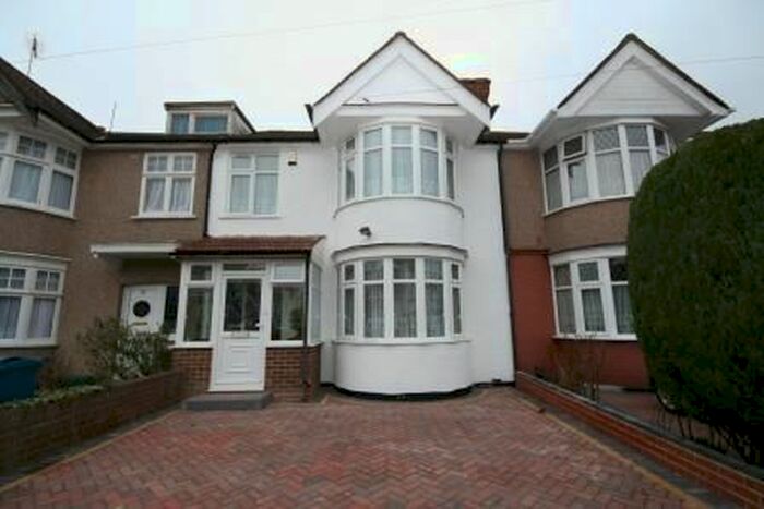 3 Bedroom Terraced House To Rent In Alicia Avenue, Queensbury, Harrow, HA3