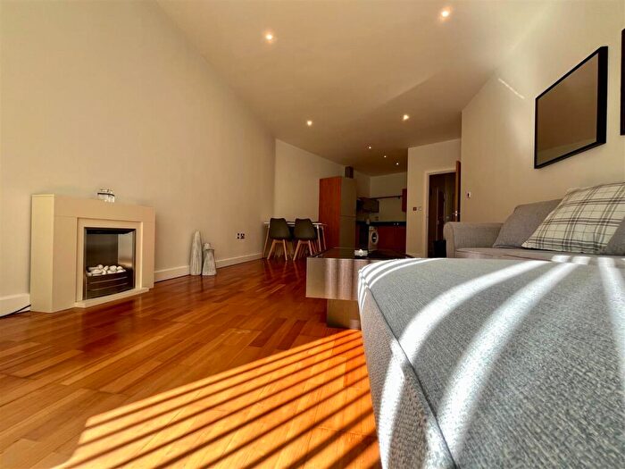 2 Bedroom Apartment To Rent In The Base, Sherborne Street, B16