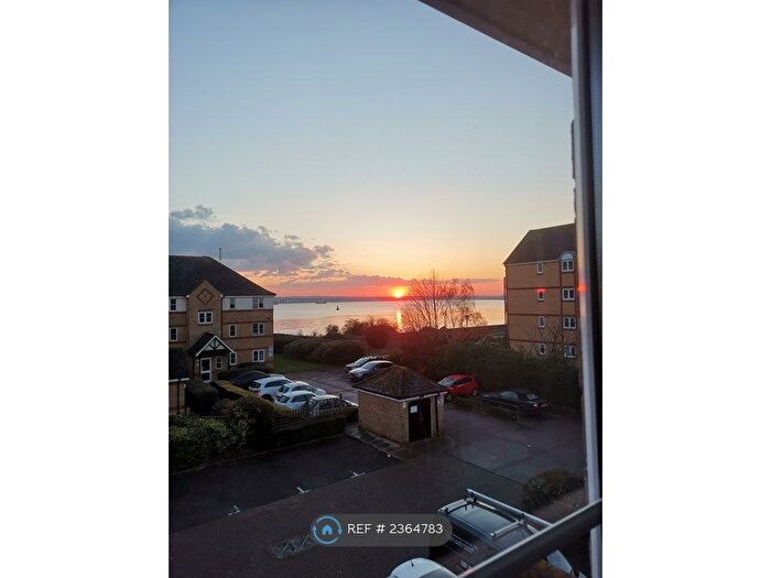 1 Bedroom Flat To Rent In Lewes Close, Grays, RM17