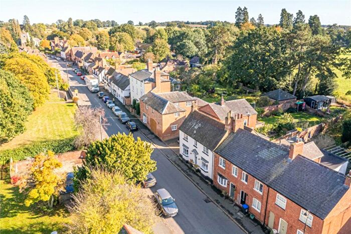 3 Bedroom Terraced House For Sale In Church Street, Barford, Warwickshire, CV35