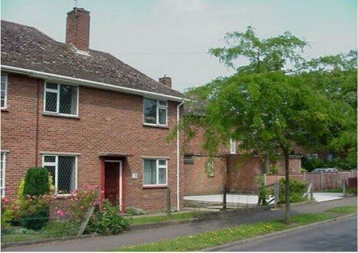 4 Bedroom Semi-Detached House To Rent In Wordsworth Road, Norwich, NR5