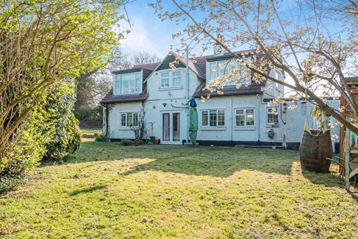3 Bedroom House For Sale In East Hall Road, Orpington, BR5