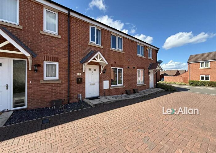 3 Bedroom Terraced House For Sale In Field Sidings Way, Kingswinford, DY6