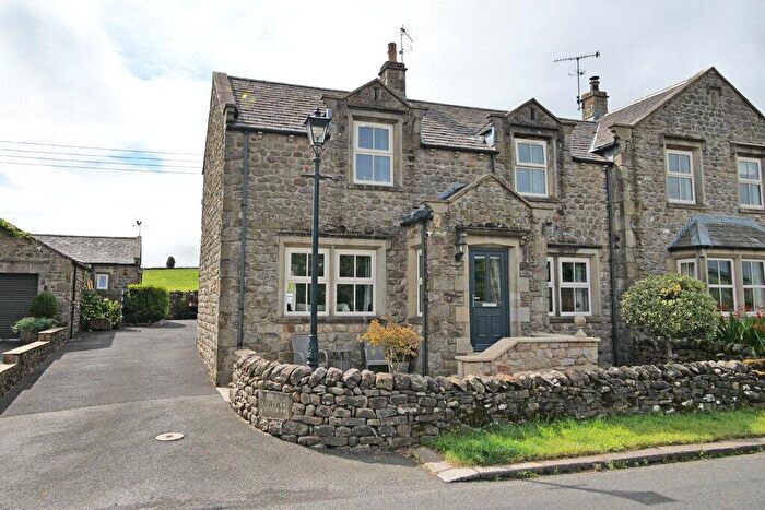 3 Bedroom Semi-Detached House For Sale In Pinfold, Wigglesworth, BD23