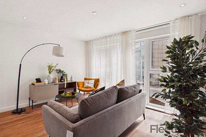2 Bedroom Flat To Rent In The Holloway, Birmingham, B1