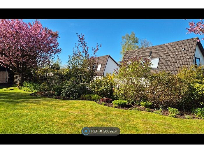 2 Bedroom Flat To Rent In Ramoyle, Dunblane, FK15