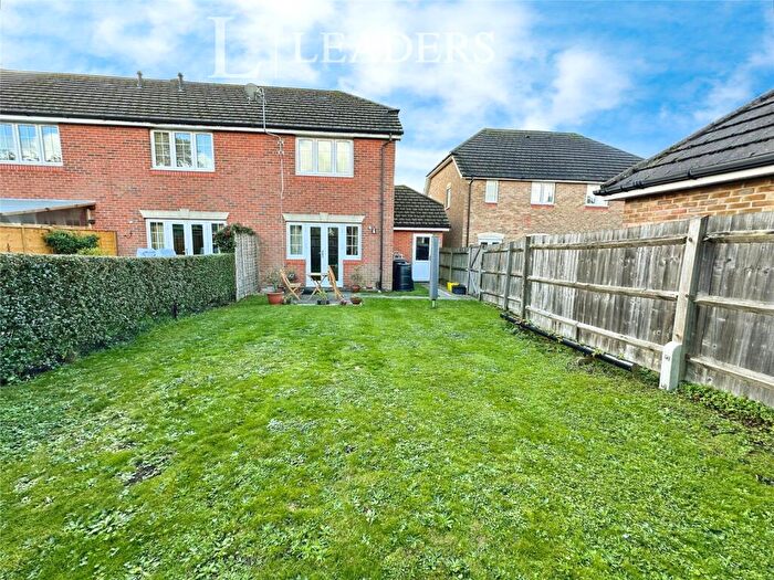 2 Bedroom Semi-Detached House For Sale In Trafalgar Rise, Clanfield, Waterlooville, PO8