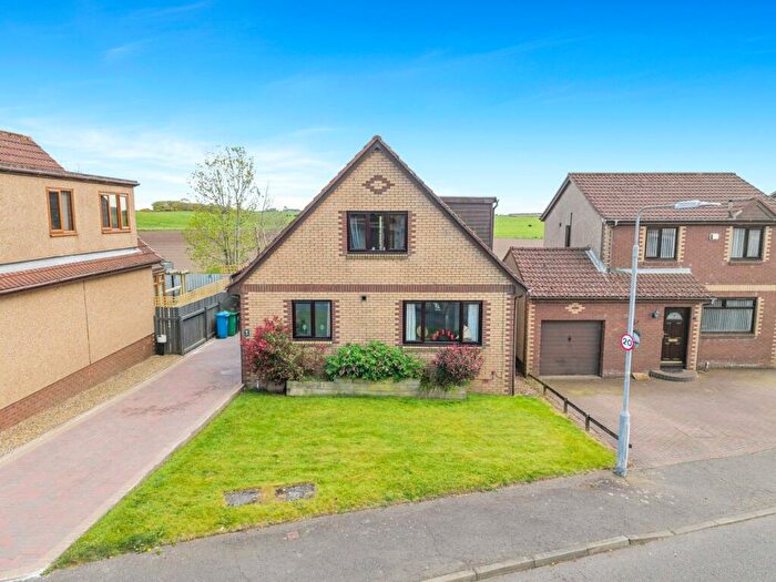 4 Bedroom Detached House For Sale In South Knowe, Crossgates, Cowdenbeath, KY4