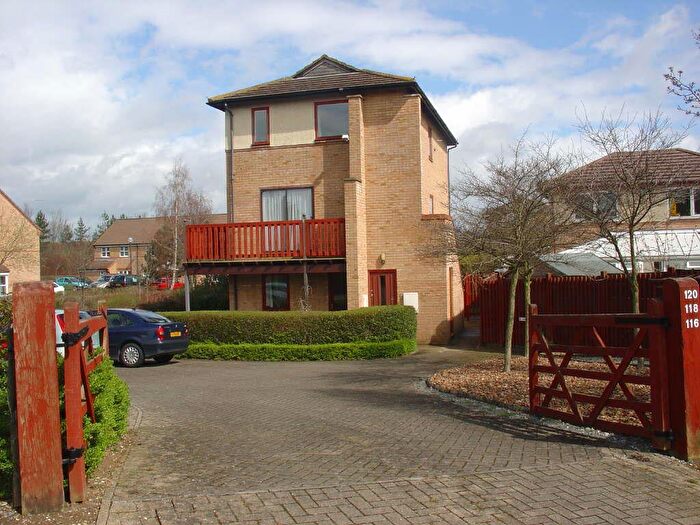 2 Bedroom Apartment To Rent In Pickering Drive, Emerson Valley, MK4