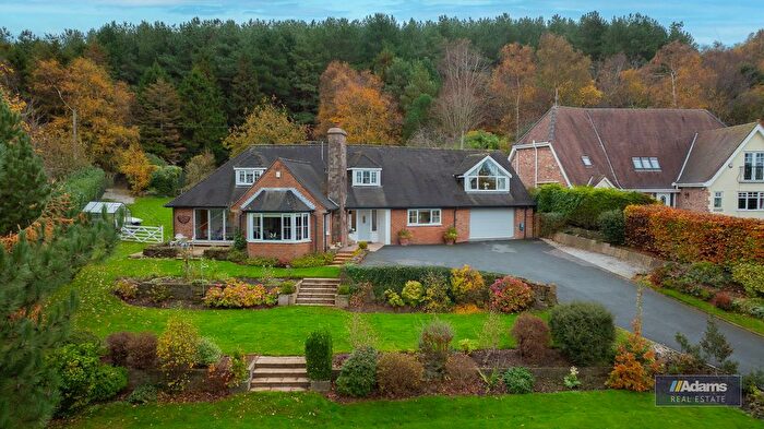 3 Bedroom Detached House For Sale In Sunning Hill, Delph Lane, Daresbury, WA4