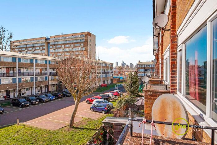 3 Bedroom Flat For Sale In Rivet House, Southwark, London, SE1