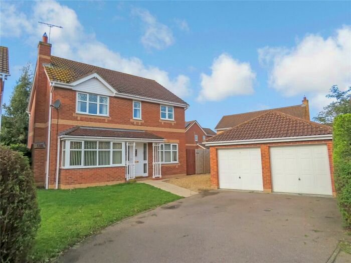 4 Bedroom Detached House To Rent In Alvis Drive, Yaxley, Peterborough, Cambridgeshire, PE7