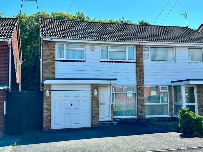 3 Bedroom Semi-Detached House To Rent In Leafield Road, Solihull, B92