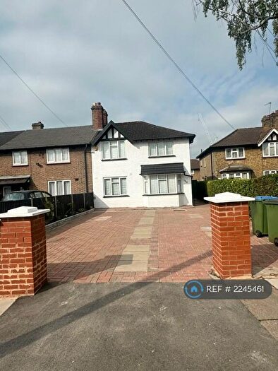 4 Bedroom Semi-Detached House To Rent In Eltham Green Road, London, SE9