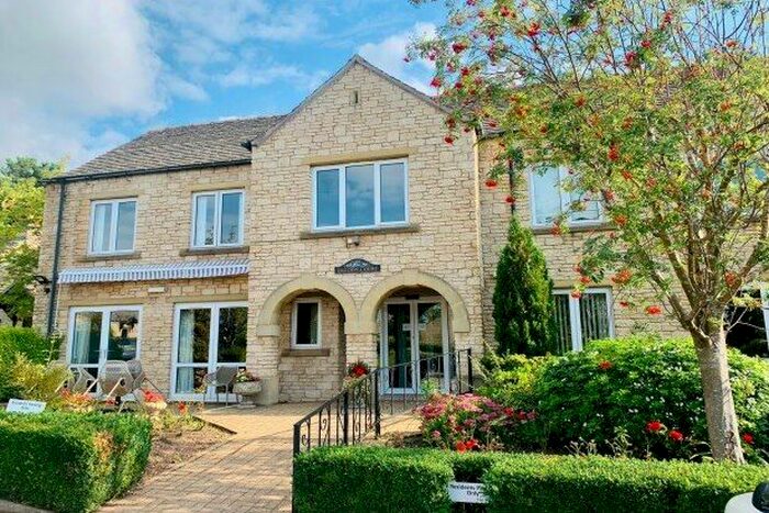 1 Bedroom Flat To Rent In Station Road, Broadway, WR12